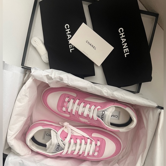 🔥CHANEL Sneakers - Picture 7 of 10